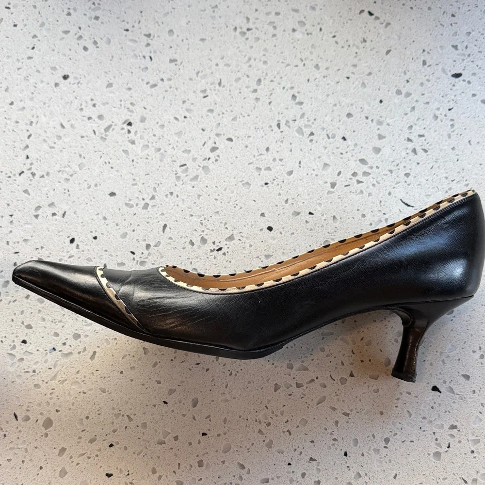 CHANEL Black and Cream Leather Pumps Kitten Heels